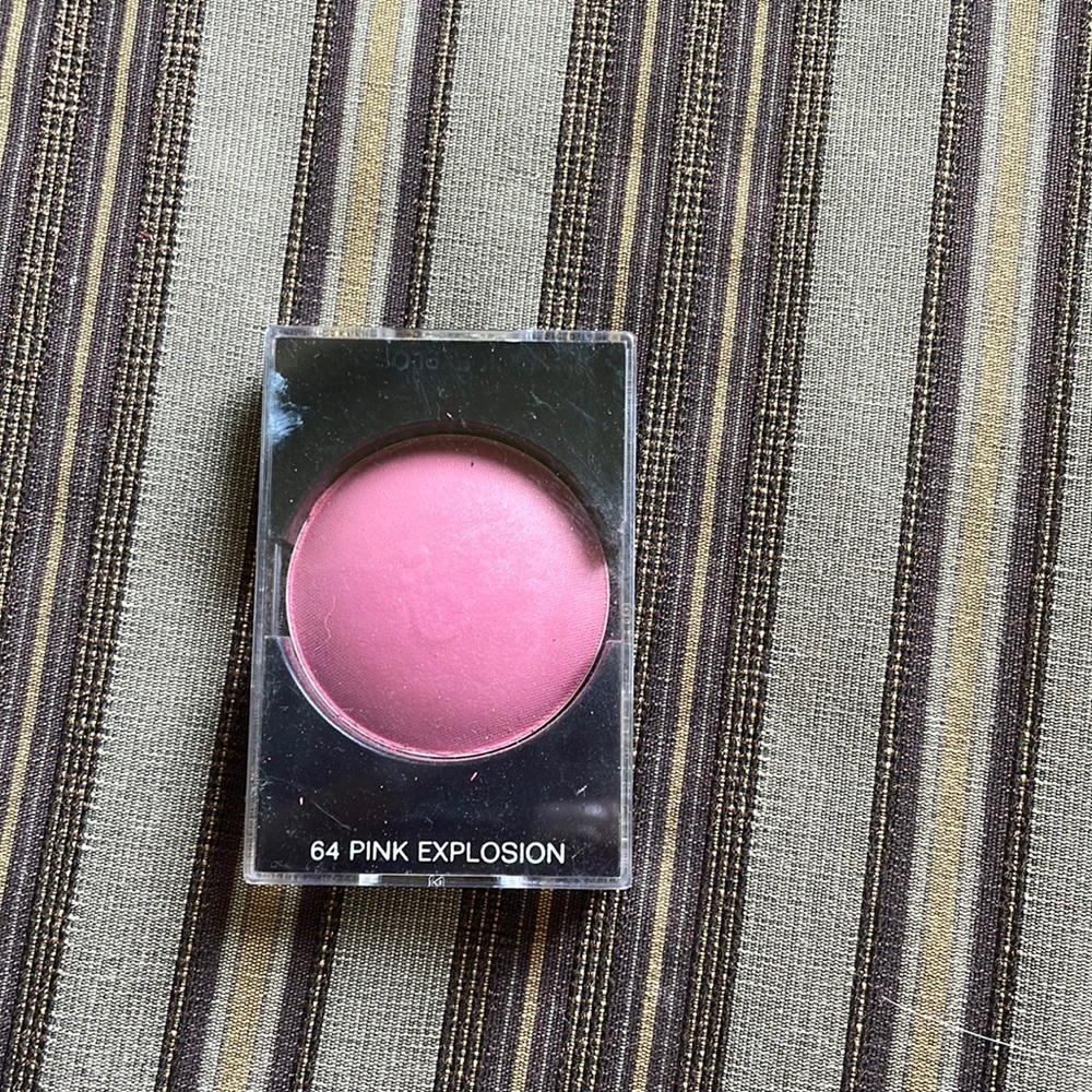 Chanel blush Pink explosion Original formula